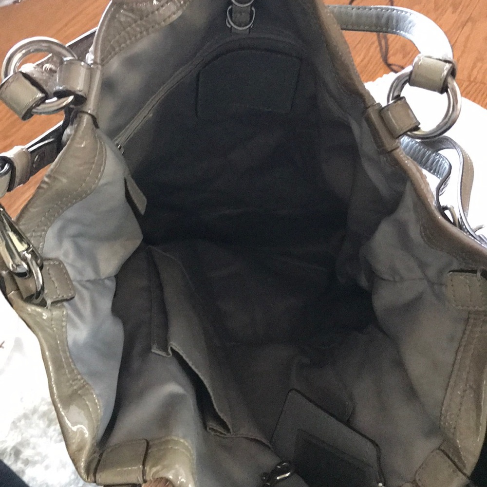 Large Gray Coach bag - Picture 4 of 6